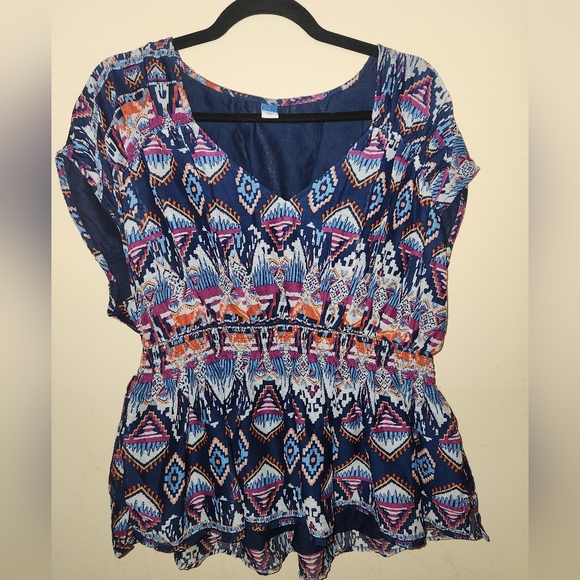 Old Navy Top Women's Sz L Blue White Blouse Ikat Aztec Lightweight Short Sleeve - Picture 5 of 9